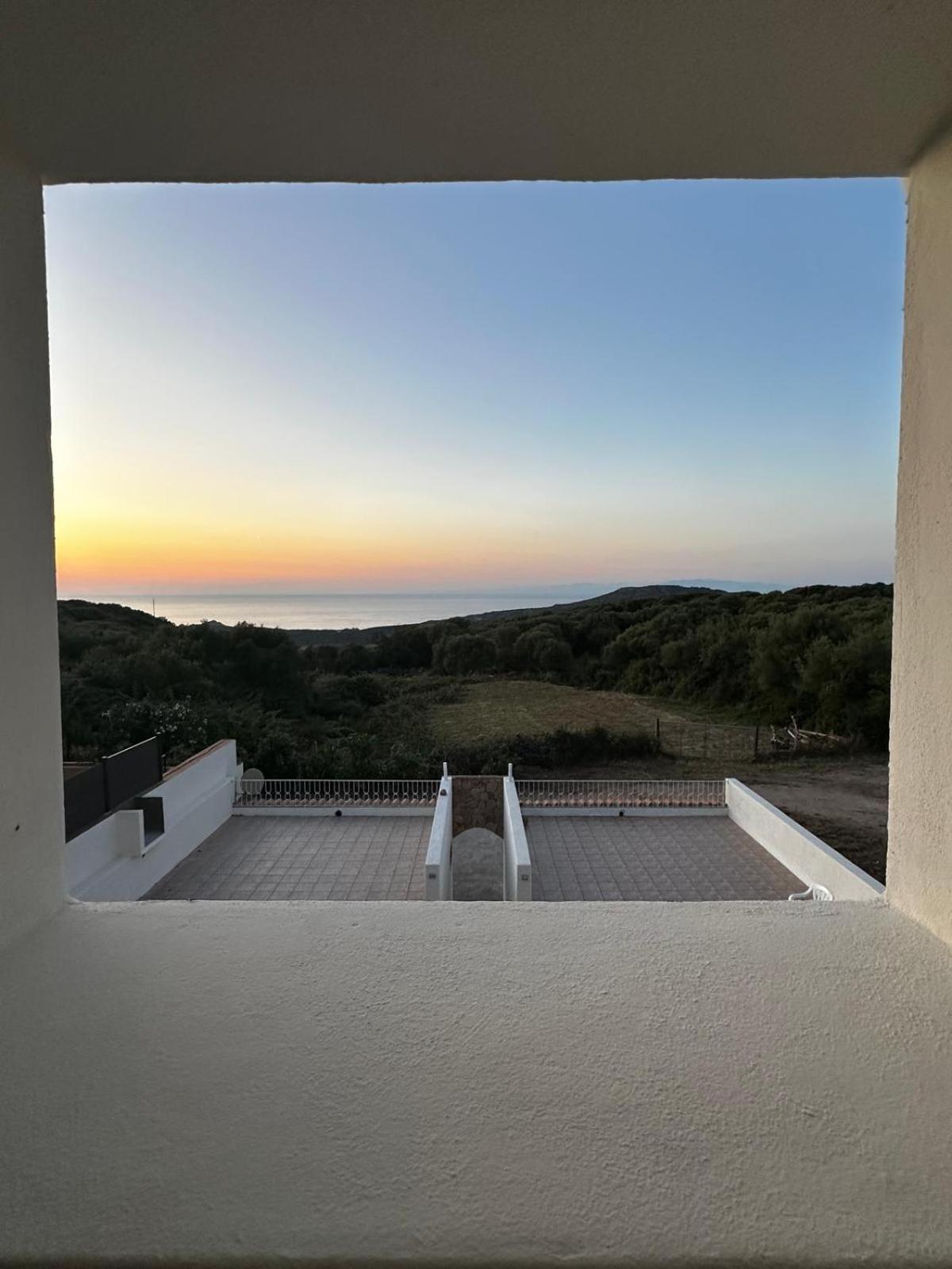 Вілла Costa Rossa View Sunset Cascabraga Екстер'єр фото